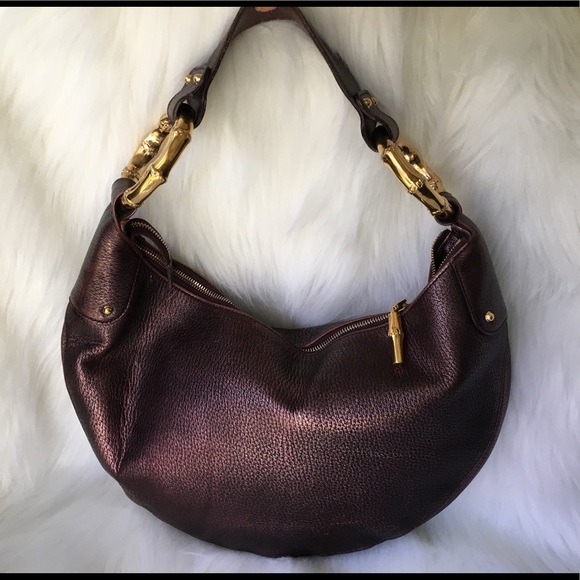 Gucci Handbags - Auth ❤️Gucci Leather Bamboo ring shoulder bag.